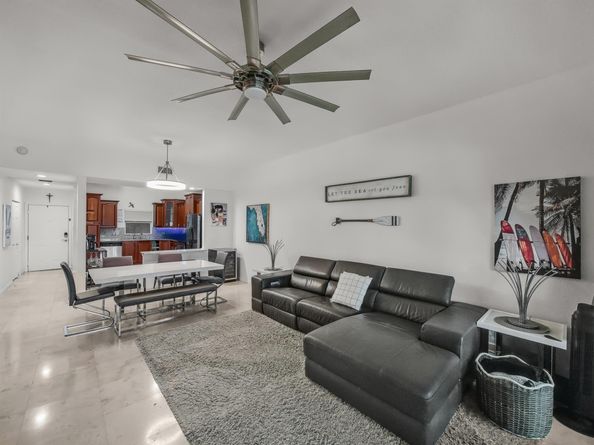 1610 Presidential Way B207, West Palm Beach FL 33401