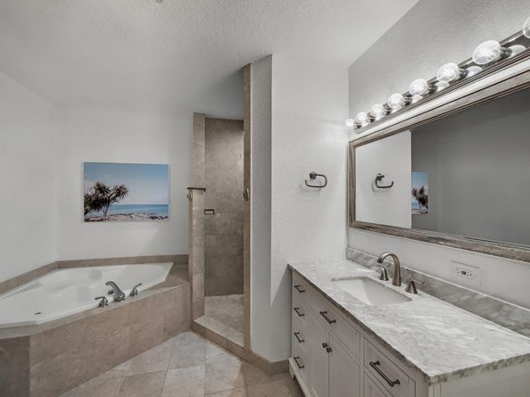 1610 Presidential Way B207, West Palm Beach FL 33401