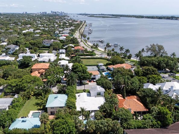 118 Seville Road, West Palm Beach FL 33405