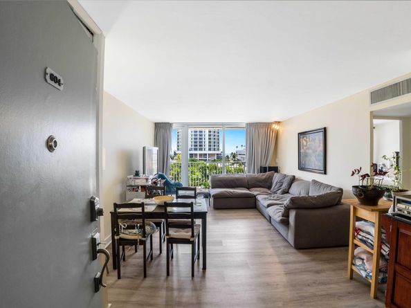 524 Orton Ave 604, Fort Lauderdale FL 33304