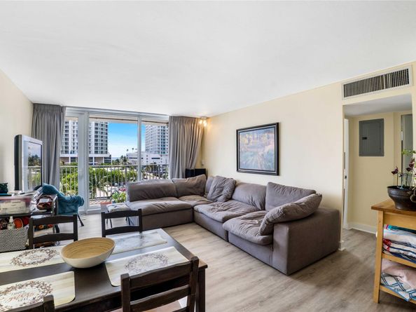 524 Orton Ave 604, Fort Lauderdale FL 33304