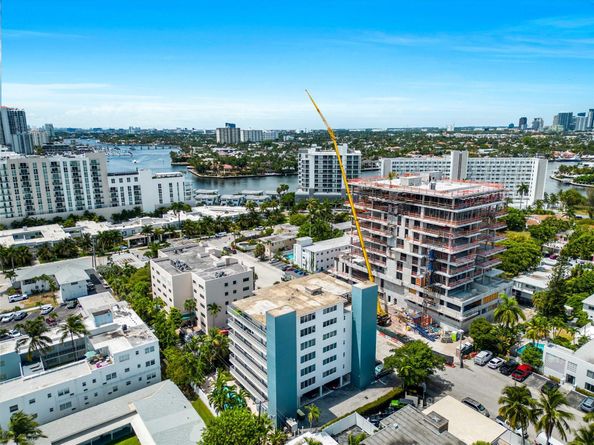 524 Orton Ave 604, Fort Lauderdale FL 33304