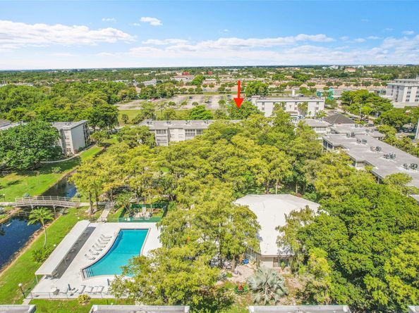 4898 NW 29TH Ct 304, Lauderdale Lakes FL 33313