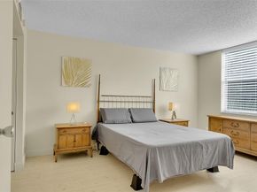 4898 NW 29TH Ct 304, Lauderdale Lakes FL 33313