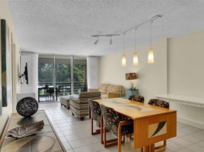 4898 NW 29TH Ct 304, Lauderdale Lakes FL 33313
