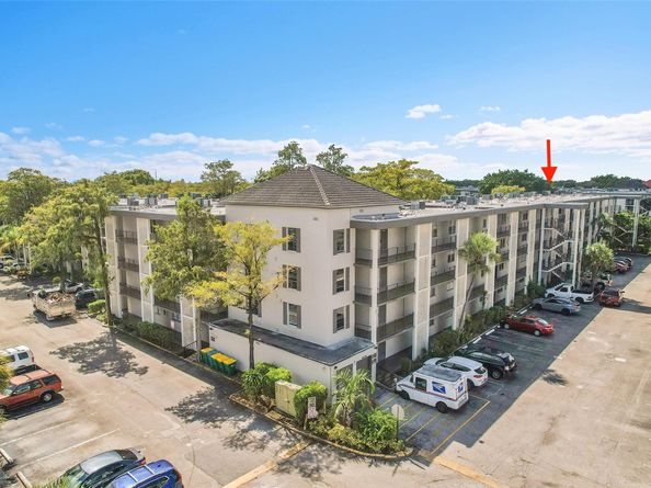 4898 NW 29TH Ct 304, Lauderdale Lakes FL 33313