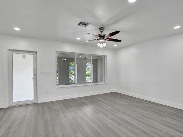 7341 Meridian St, Miramar FL 33023