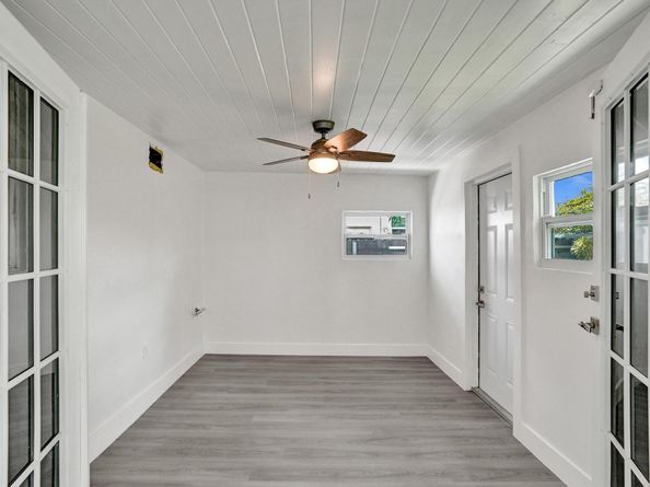 7341 Meridian St, Miramar FL 33023