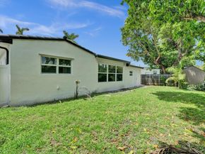 7341 Meridian St, Miramar FL 33023