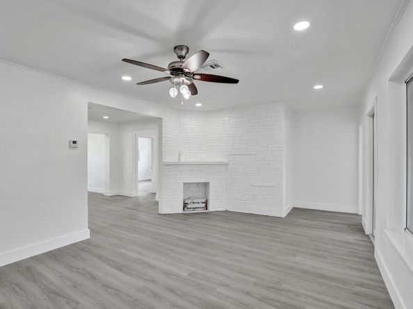 7341 Meridian St, Miramar FL 33023