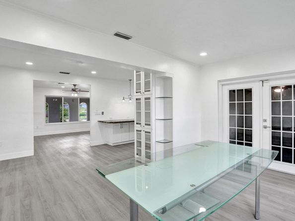 7341 Meridian St, Miramar FL 33023