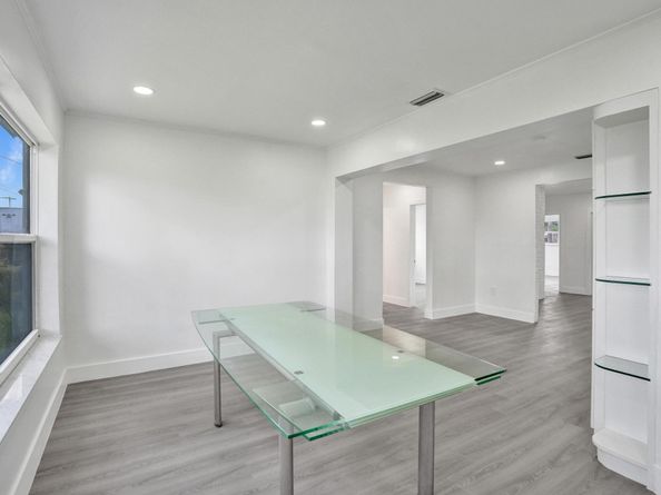 7341 Meridian St, Miramar FL 33023