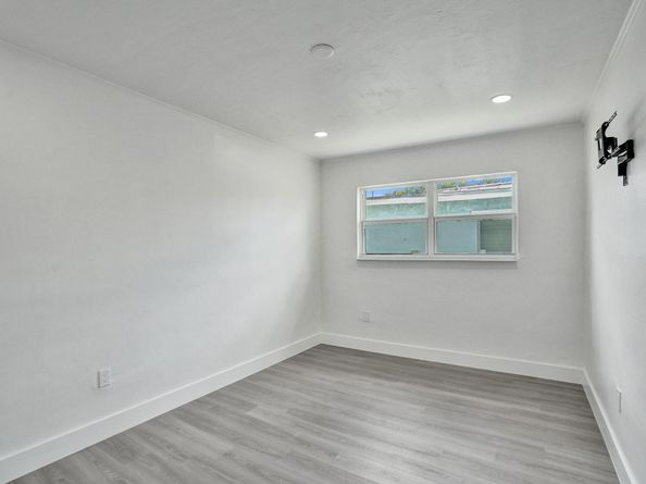 7341 Meridian St, Miramar FL 33023
