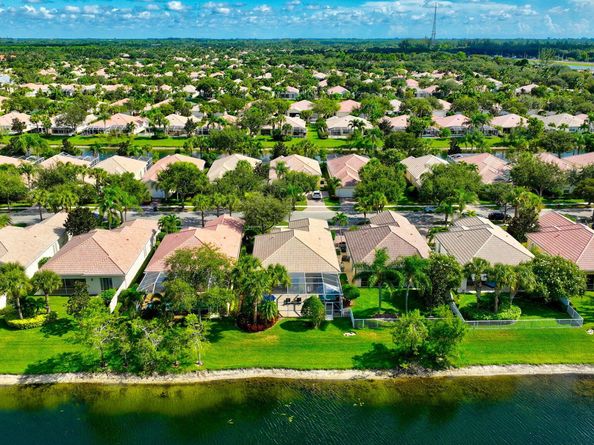 8312 Tobago Lane, Wellington FL 33414