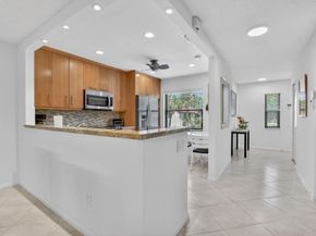 8310 Casa Del Lago D, Boca Raton FL 33433