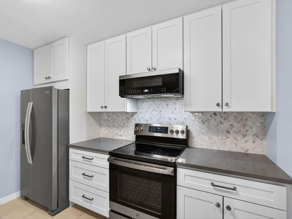 1203 Town Center Drive Drive 308, Jupiter FL 33458
