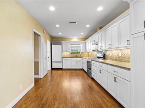 976 SW Mulberry Way, Boca Raton FL 33486