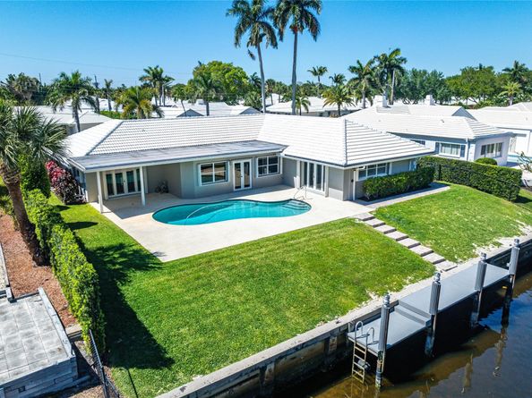 976 SW Mulberry Way, Boca Raton FL 33486