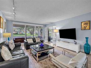 400 Oaks Lane 115, Pompano Beach FL 33069