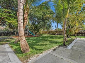 607 W Perry Street, Lantana FL 33462