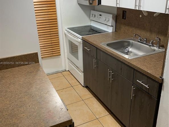 1851 NE 168th Street B10, North Miami Beach FL 33162