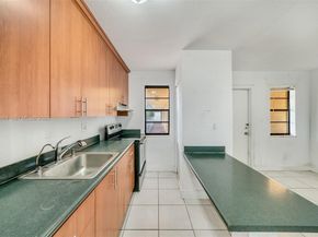 4081 N Dixie Hwy 27 27, Oakland Park FL 33334