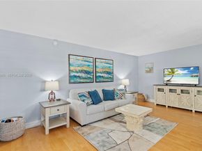 2424 NE 9th Street 207, Fort Lauderdale FL 33304