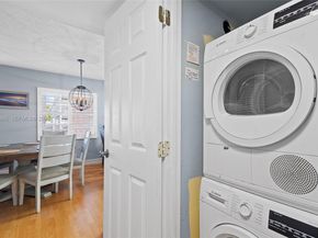 2424 NE 9th Street 207, Fort Lauderdale FL 33304