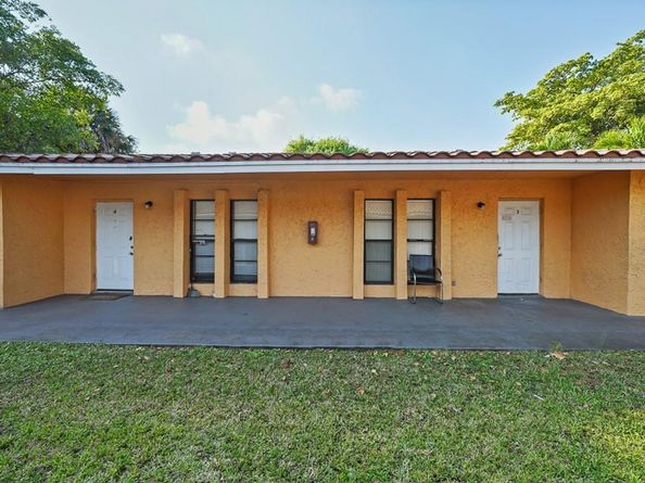 3755 NW 116th Ter, Coral Springs FL 33065