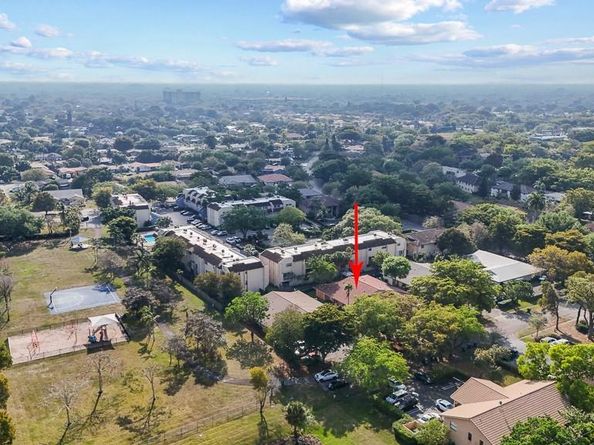 3755 NW 116th Ter, Coral Springs FL 33065