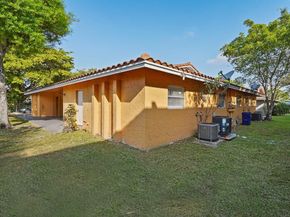 3755 NW 116th Ter, Coral Springs FL 33065