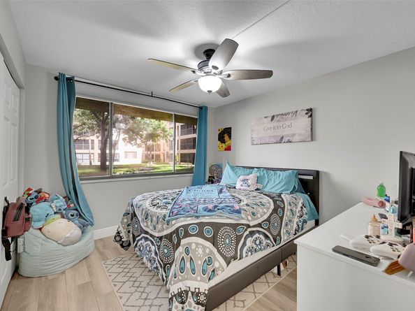 8592 W Sunrise Blvd 102, Plantation FL 33322