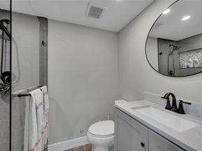 8592 W Sunrise Blvd 102, Plantation FL 33322