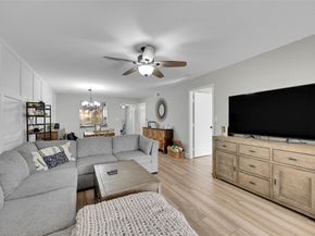 8592 W Sunrise Blvd 102, Plantation FL 33322