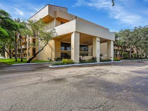 8592 W Sunrise Blvd 102, Plantation FL 33322