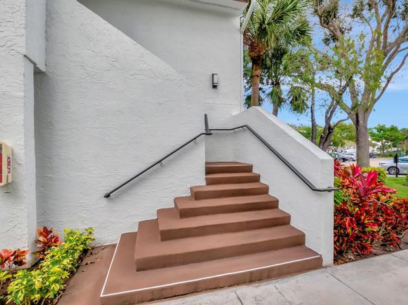7236 Clunie Place 15303, Delray Beach FL 33446