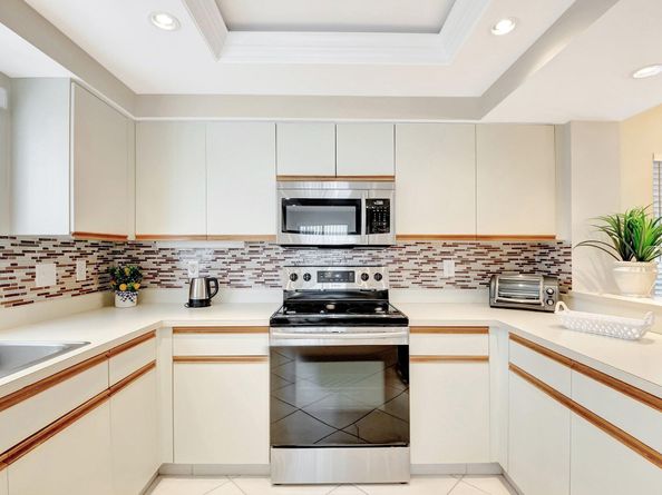 7236 Clunie Place 15303, Delray Beach FL 33446