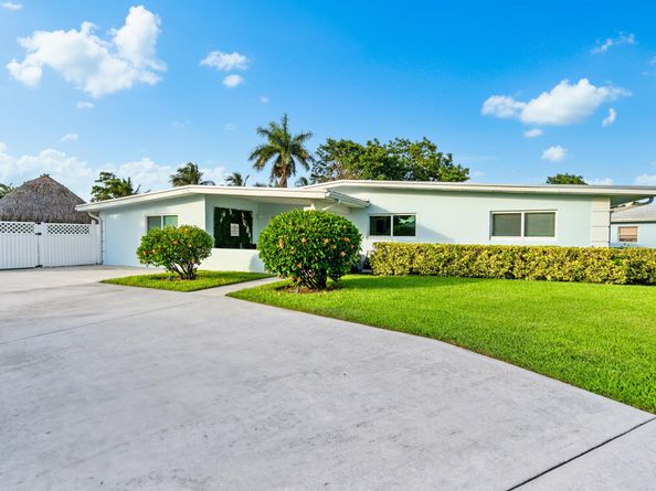 6620 Lake Clarke Drive Drive, Lake Clarke Shores FL 33406