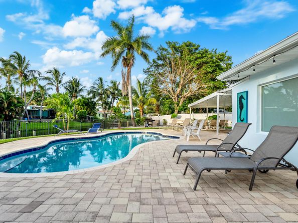 6620 Lake Clarke Drive Drive, Lake Clarke Shores FL 33406