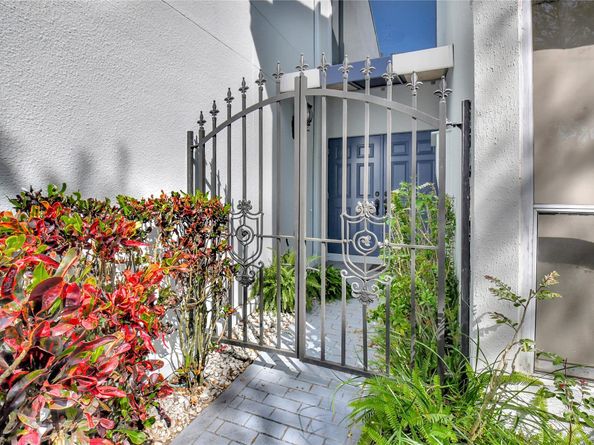 6133 Old Court Rd 231, Boca Raton FL 33433