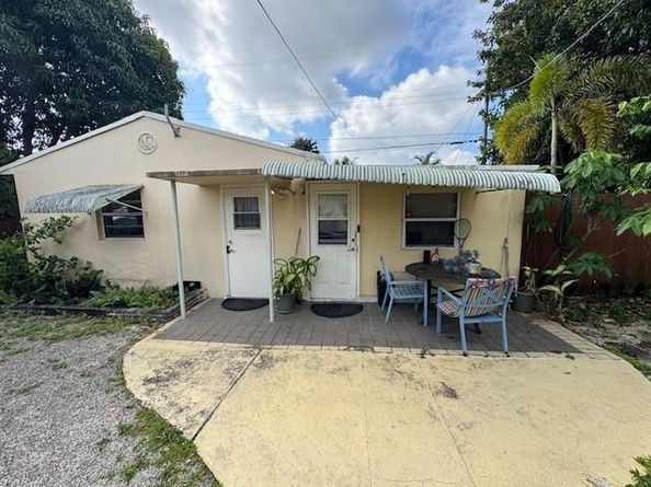 2318 Coolidge St, Hollywood FL 33020