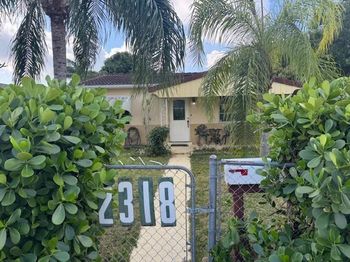 2318 Coolidge St