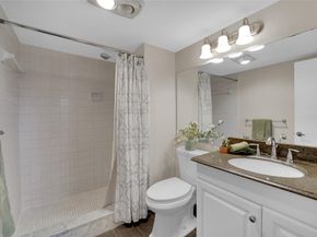 8980 S Hollybrook Blvd 304, Pembroke Pines FL 33025