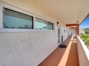 8980 S Hollybrook Blvd 304, Pembroke Pines FL 33025