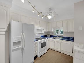 8980 S Hollybrook Blvd 304, Pembroke Pines FL 33025