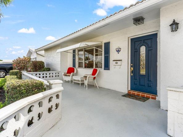 1802 SW 13th Avenue, Boynton Beach FL 33426