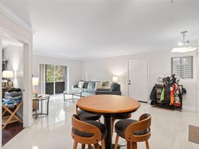 567 Trace Cir 104, Deerfield Beach FL 33441