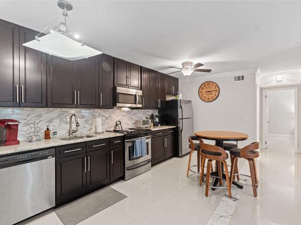 567 Trace Cir 104, Deerfield Beach FL 33441