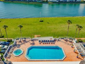 123 Lakeshore Drive 1942, North Palm Beach FL 33408