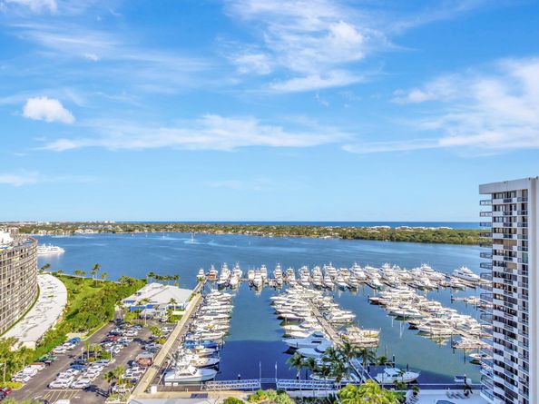 123 Lakeshore Drive 1942, North Palm Beach FL 33408